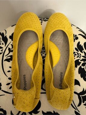 Hush Puppies Women's Yellow Perforated Suede Flats